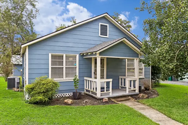 401 Florence Street, Tomball, TX 77375
