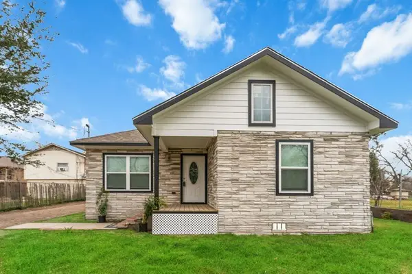 2501 Charles Road, Houston, TX 77093