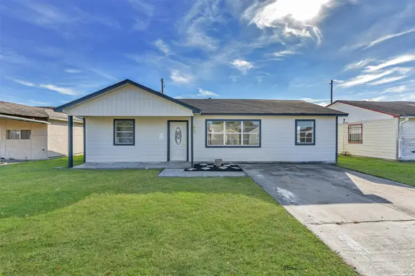 3305 Stallings Drive, Houston, TX 77088