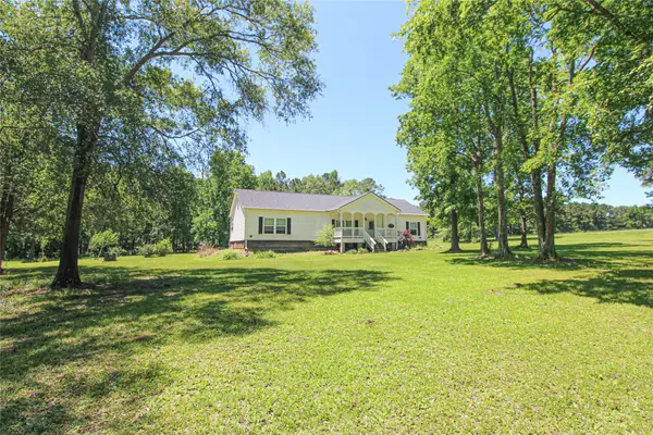 233 Taylor Cemetery Road, Moscow, TX 75960