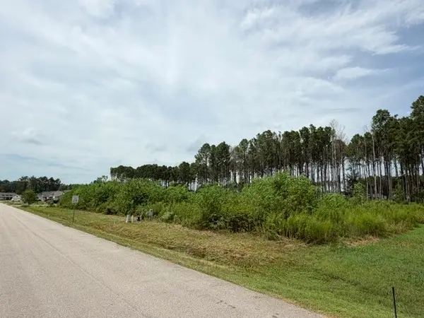 214 County Road 6614, Dayton, TX 77535