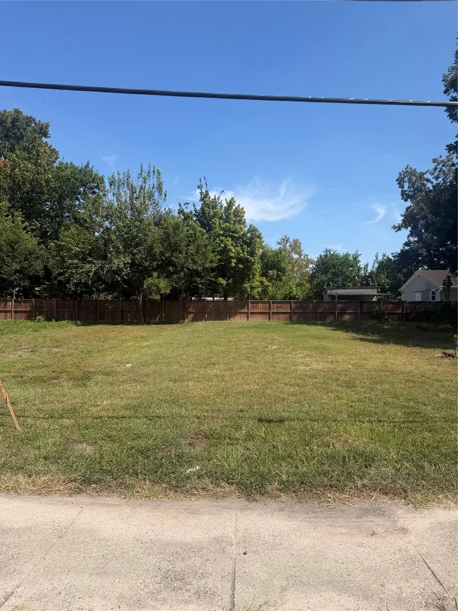 6710 Radcliffe Street, Houston, TX 77091 - #2
