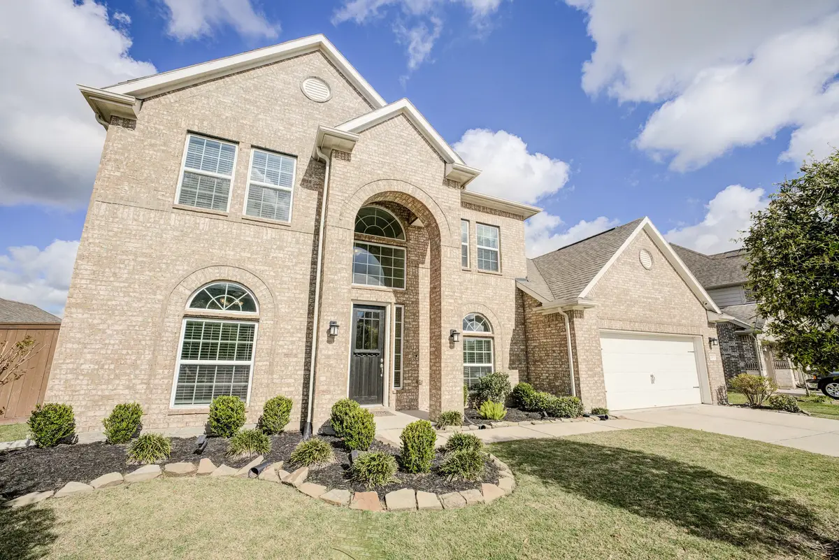 219 Bentwater Lane, Clute, TX 77531 - #1