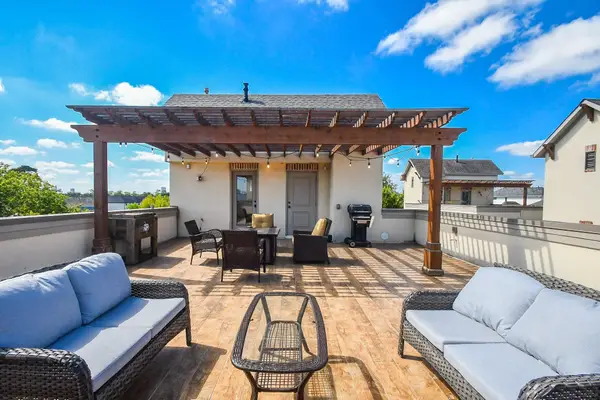 1126 W 16th Street #B, Houston, TX 77008