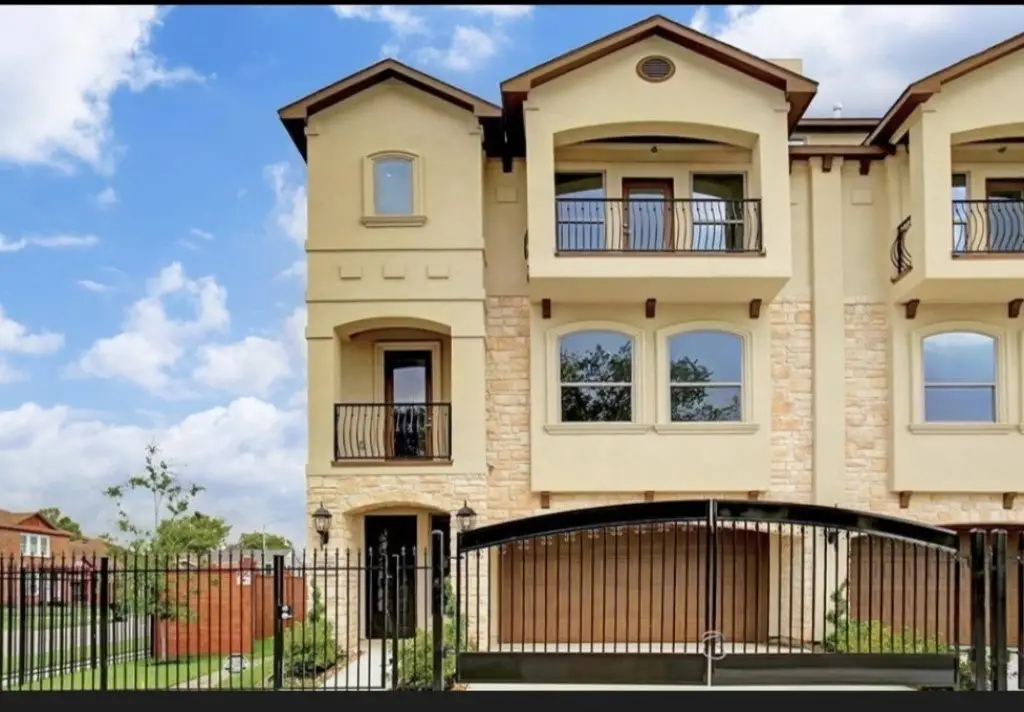 3912 Ennis Street, Houston, TX 77004 - #1