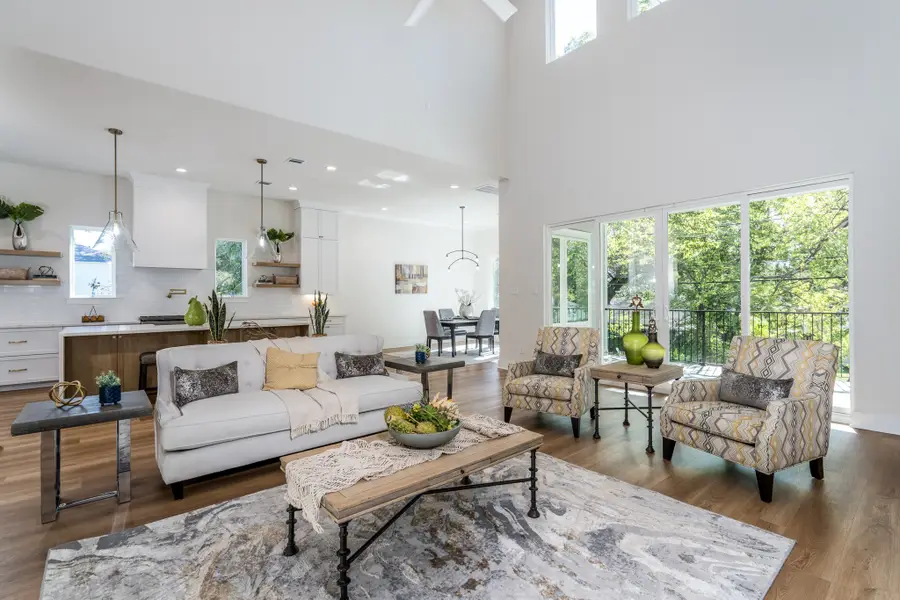 2311 Saxon Drive, Houston, TX 77018 - Image #2