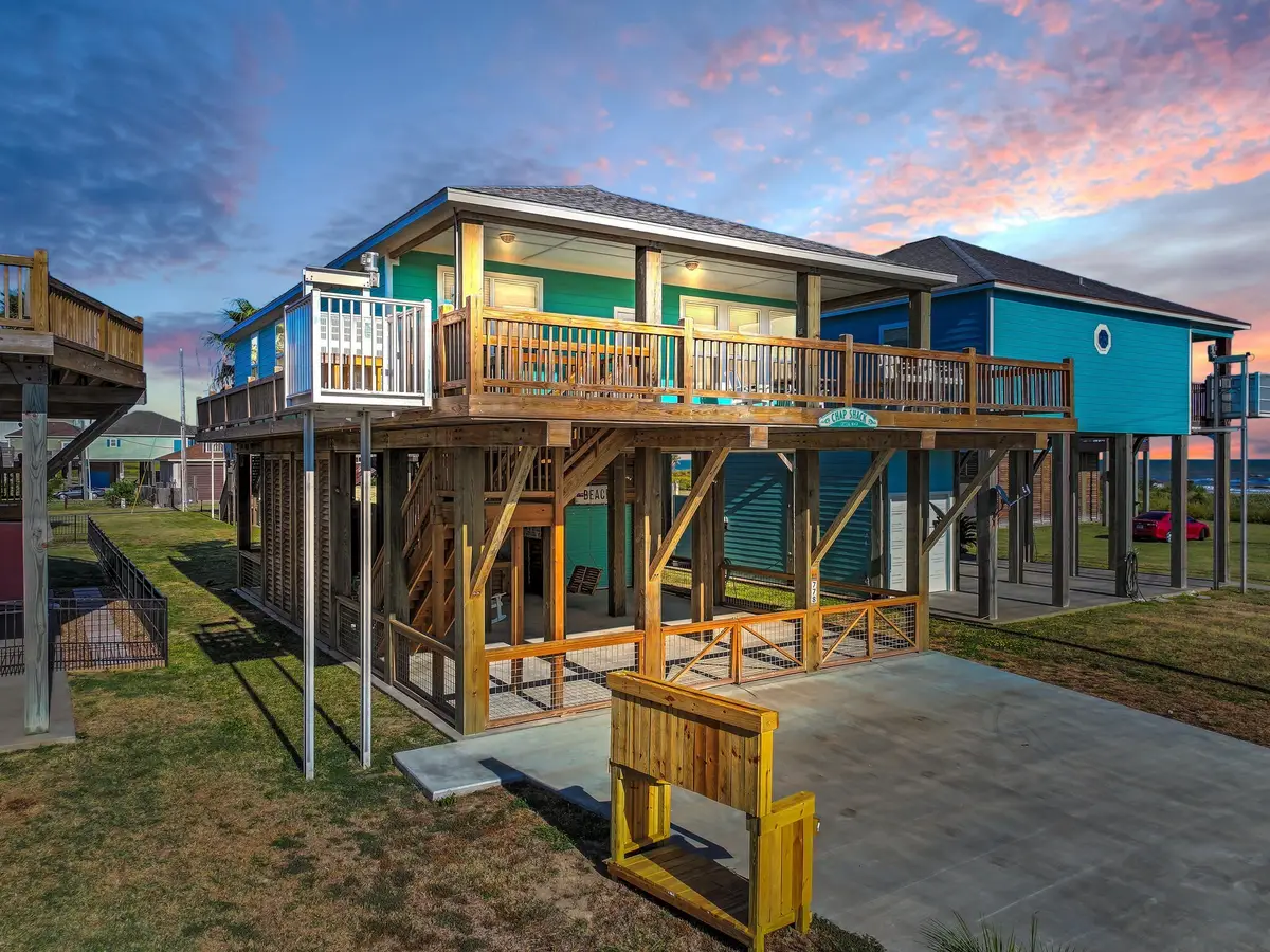 778 Wommack, Crystal Beach, TX 77650 - Image #1