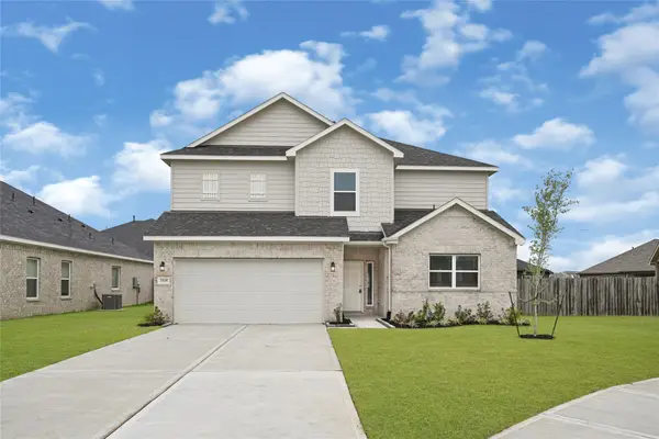 2106 Spring Hollow Drive, Baytown, TX 77521