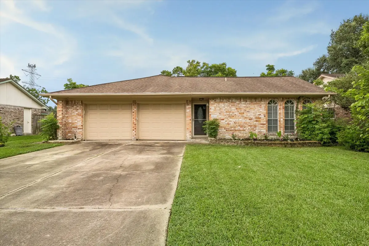 2011 Victoria Court, League City, TX 77573 - #1