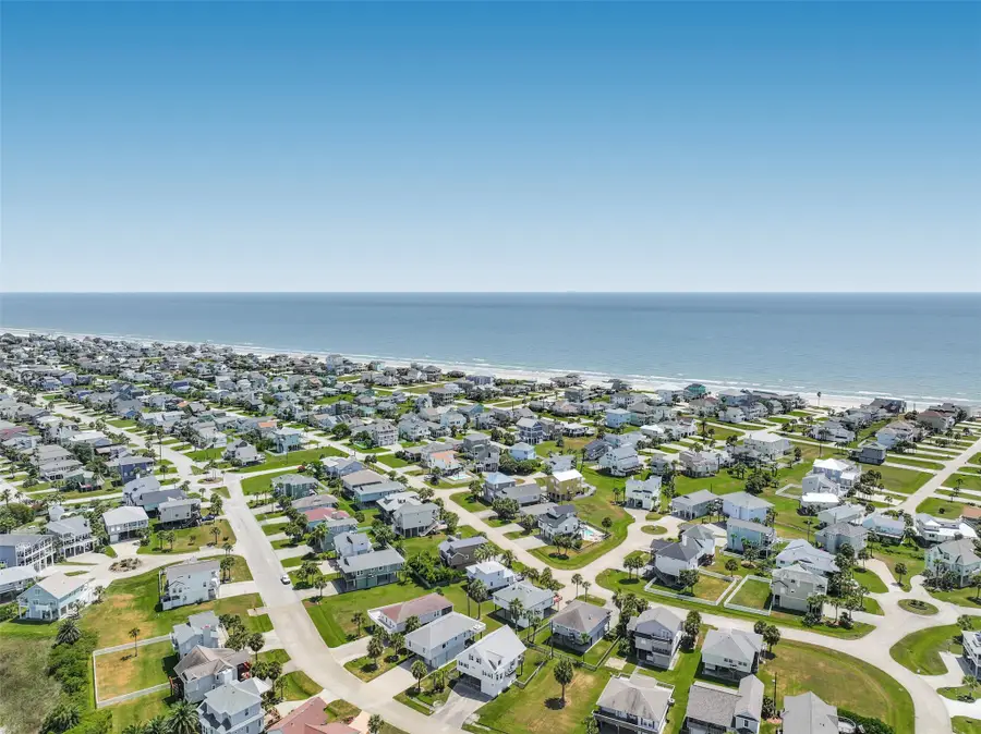 13925 Pirates Beach Boulevard, Galveston, TX 77554 - #2