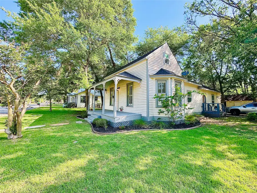 419 Main, La Grange, TX 78945 - #2