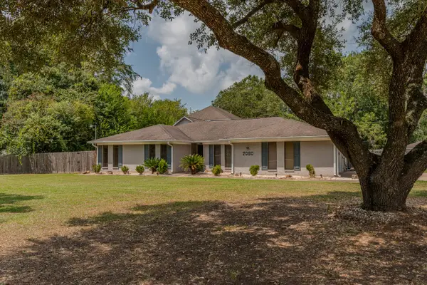 7050 Guess Road, Beaumont, TX 77708