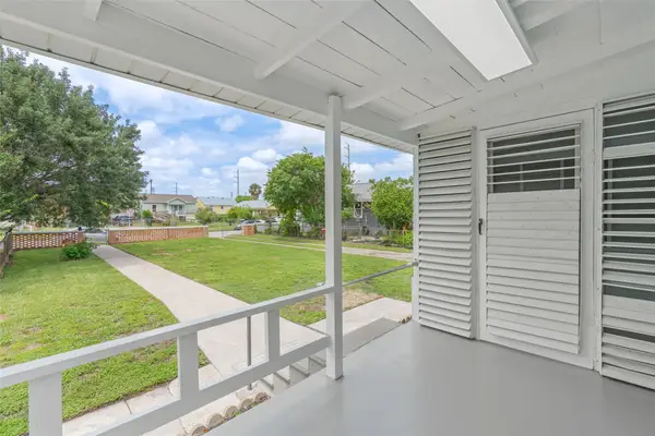 5319 Avenue O 1/2, Galveston, TX 77551