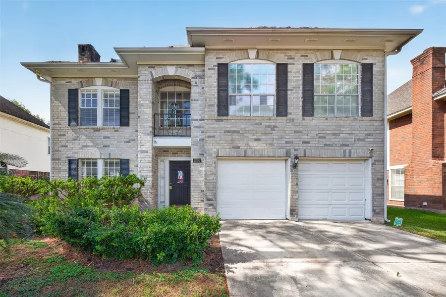 1207 Green Knoll Drive, Sugar Land, TX 77479 - #3