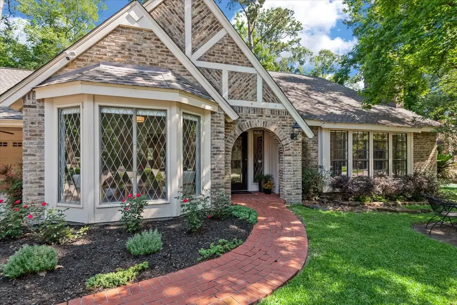 10 Cape Chestnut Drive, The Woodlands, TX 77381 - #2