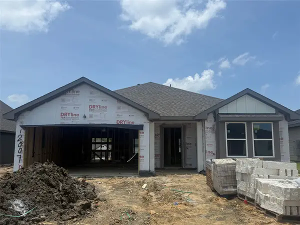 12007 Curlin Drive, Willis, TX 77318