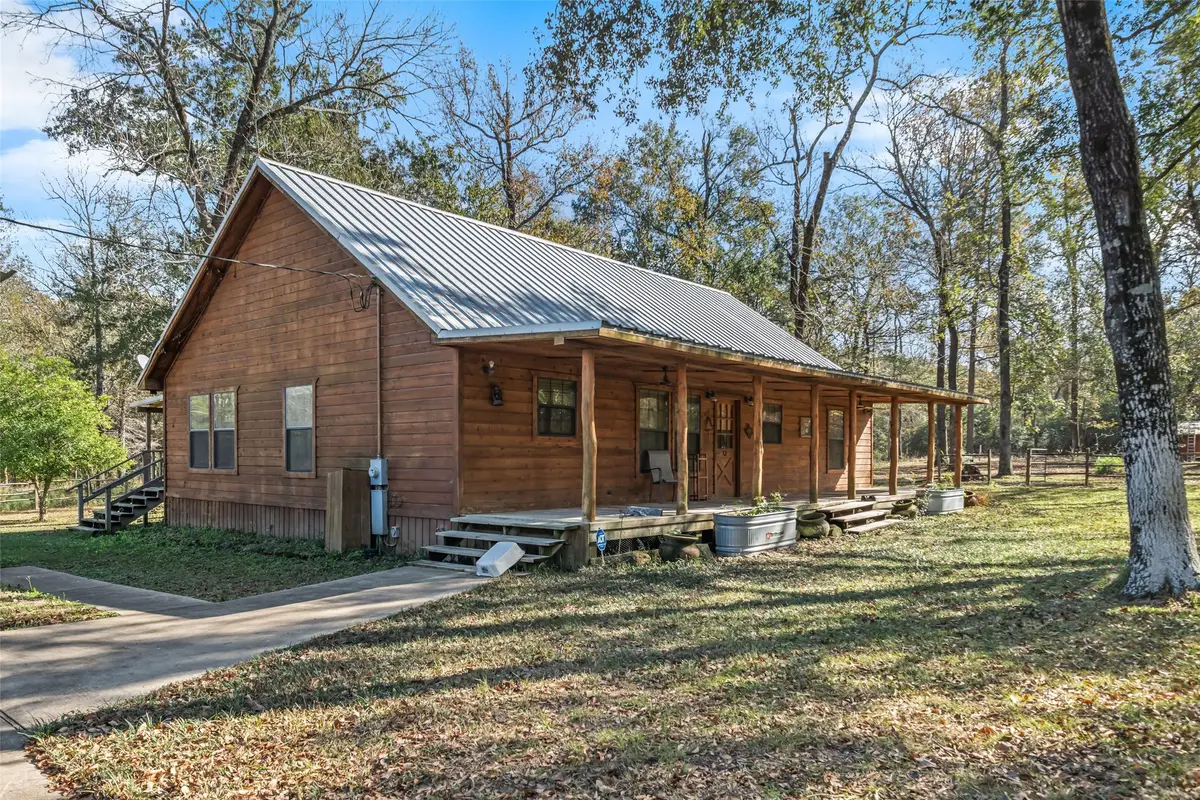 678 Old Phelps Road, Huntsville, TX 77340 - Image #1