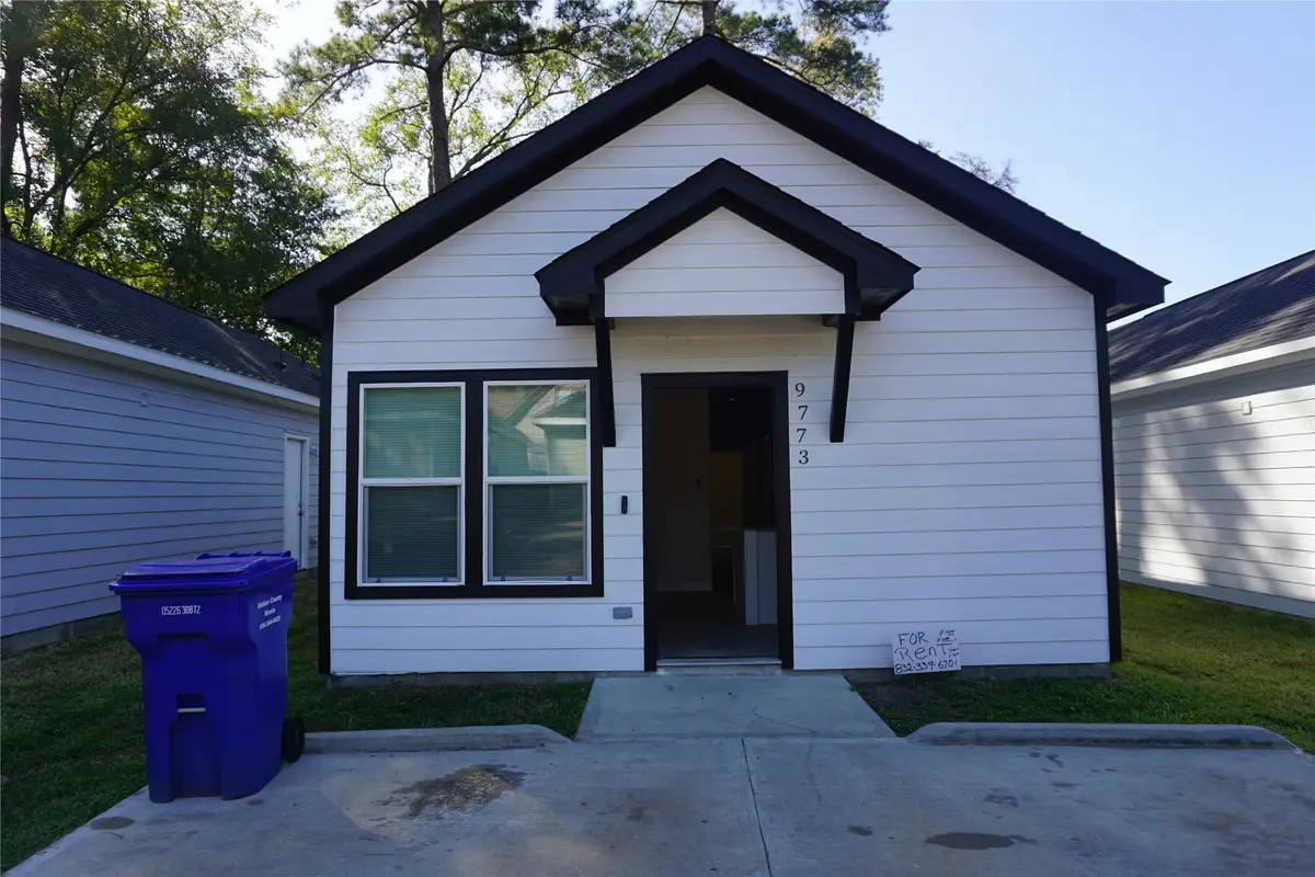 9773 Blackgum Street, Willis, TX 77318 - Image #1