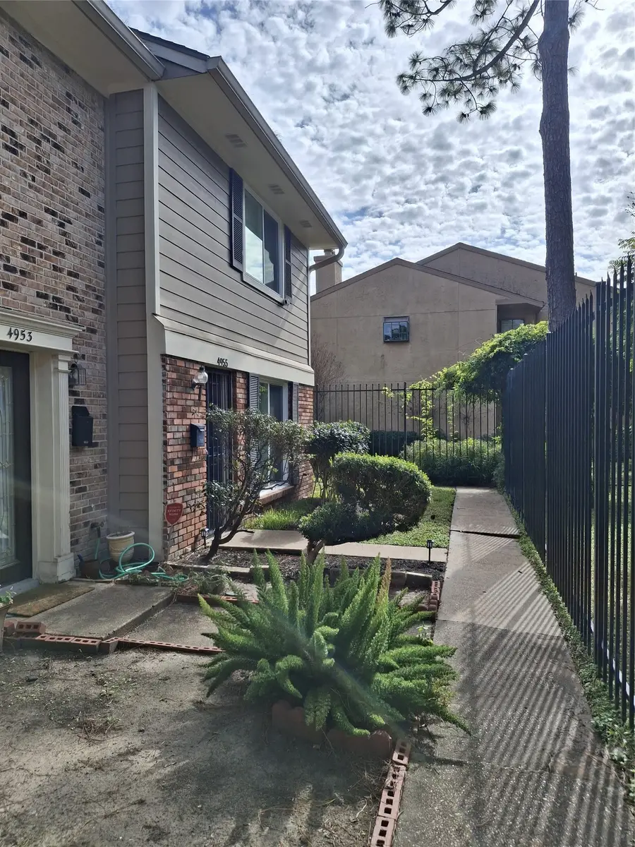 4953 Lamonte Lane, Houston, TX 77092 - Image #3