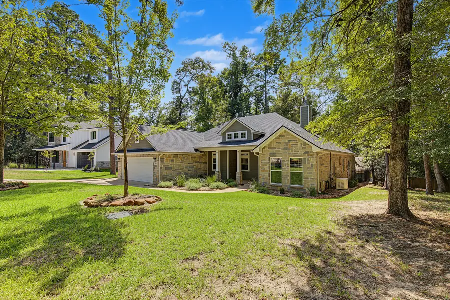 1859 E Lake Drive, Huntsville, TX 77340 - #3