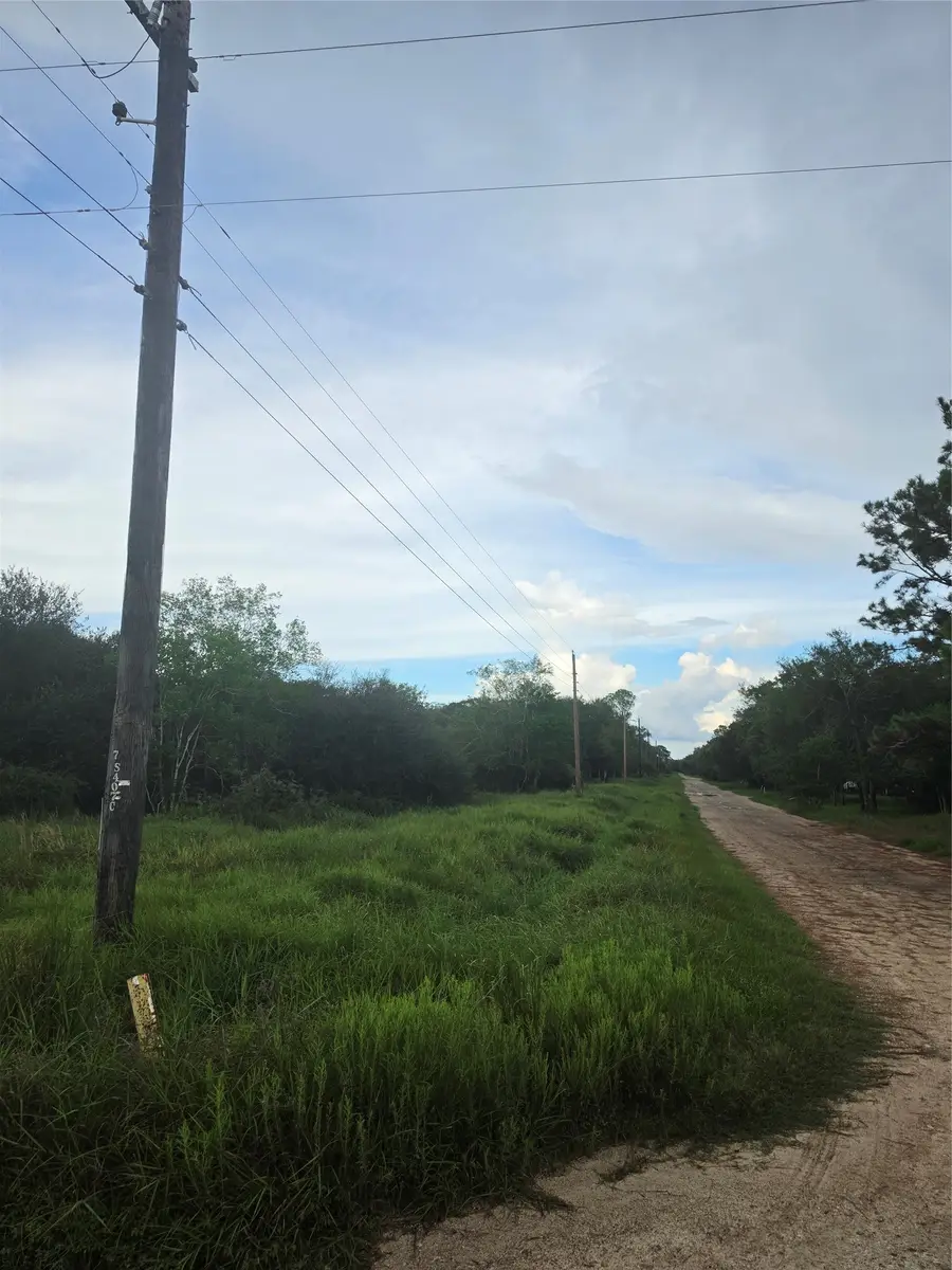 000 Yukon Drive, Bay City, TX 77414 - #3
