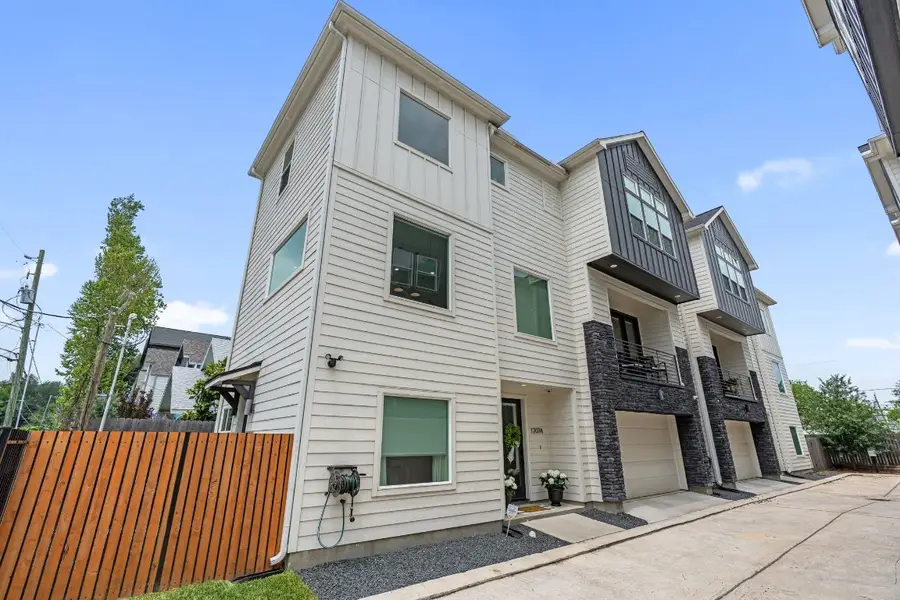 1207 E 24th Street #A, Houston, TX 77009 - #2