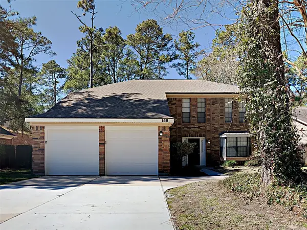 158 E Pathfinders Circle, The Woodlands, TX 77381