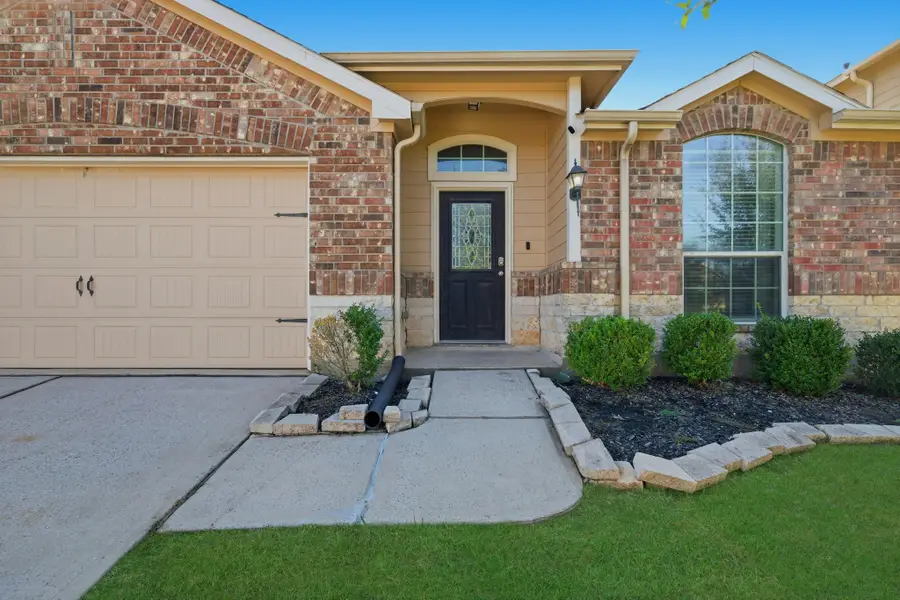 1715 Round Oak Lane, Conroe, TX 77304 - Image #2