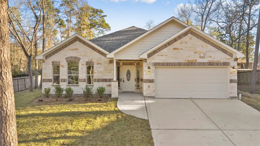 512 Sandy Oaks Drive, Huntsville, TX 77340 - #2