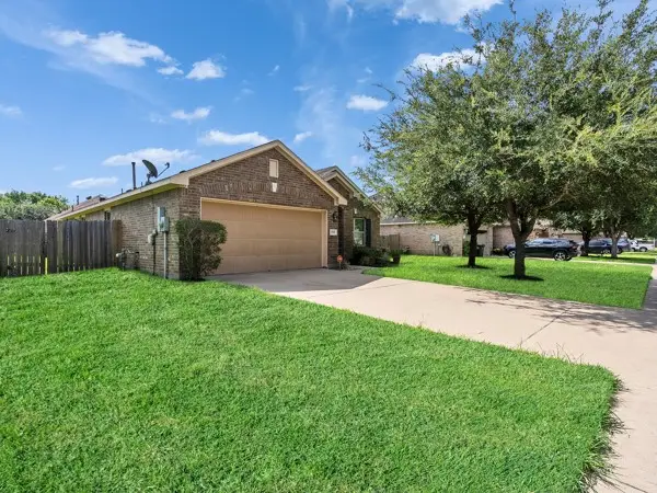 1519 Brook Hollow Drive, Pearland, TX 77581 - #3