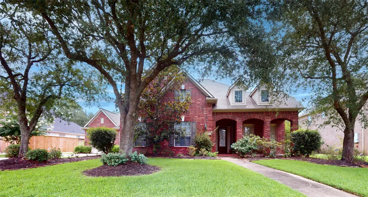 316 Grand Creek Drive, League City, TX 77573 - Image #1