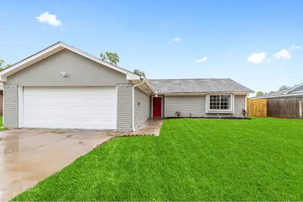 125 Bastrop Street, Angleton, TX 77515