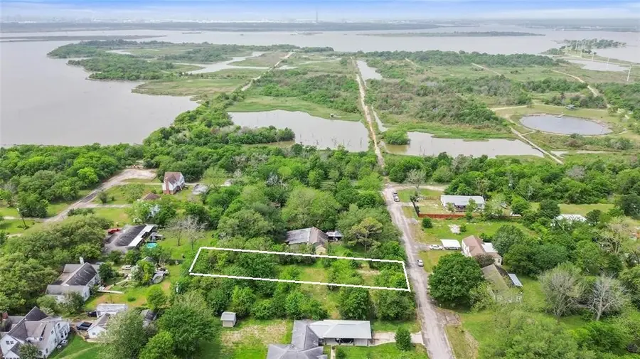 0B Cabaniss Ave, Baytown, TX 77520 - #2