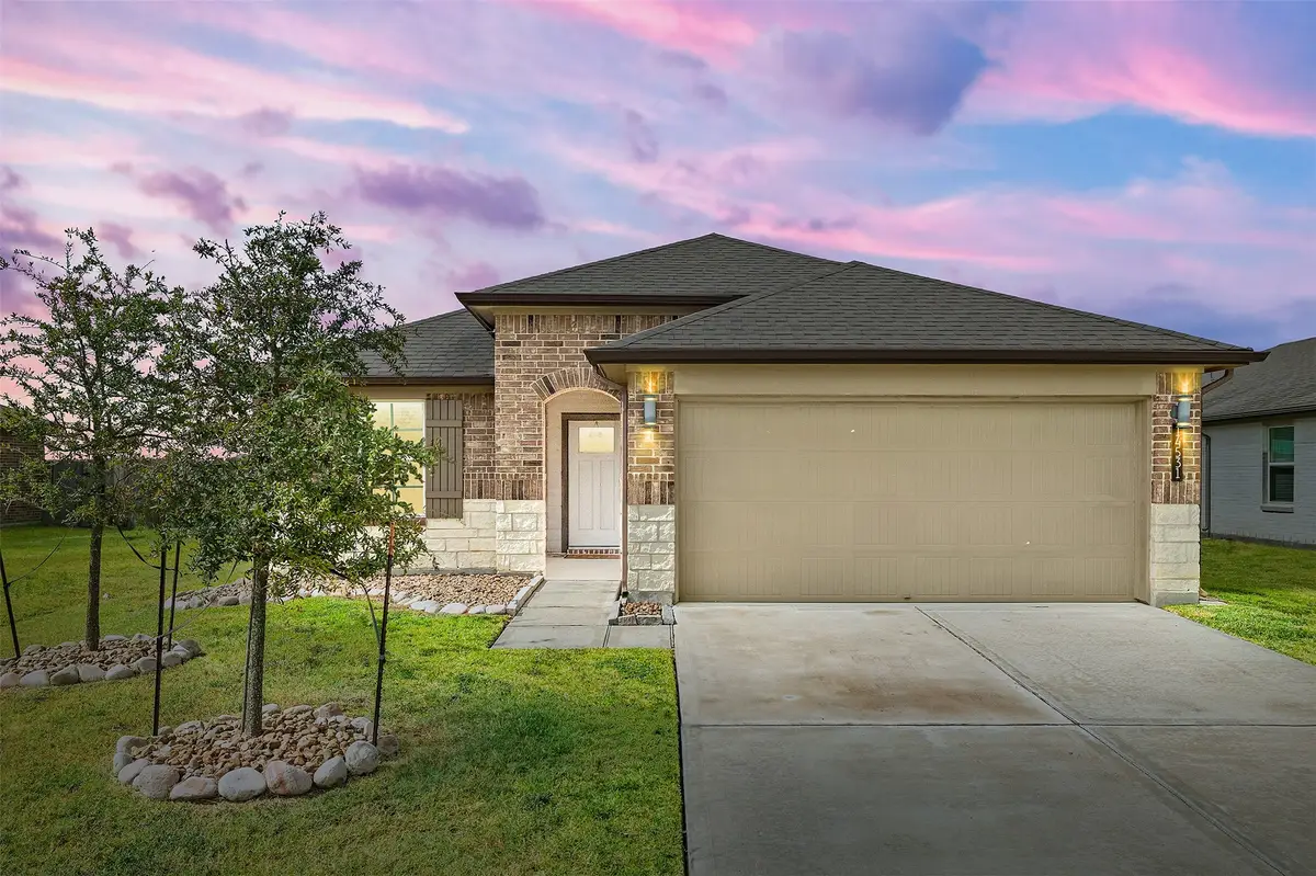 14531 Sweetwater Drive, Baytown, TX 77523 - Image #1