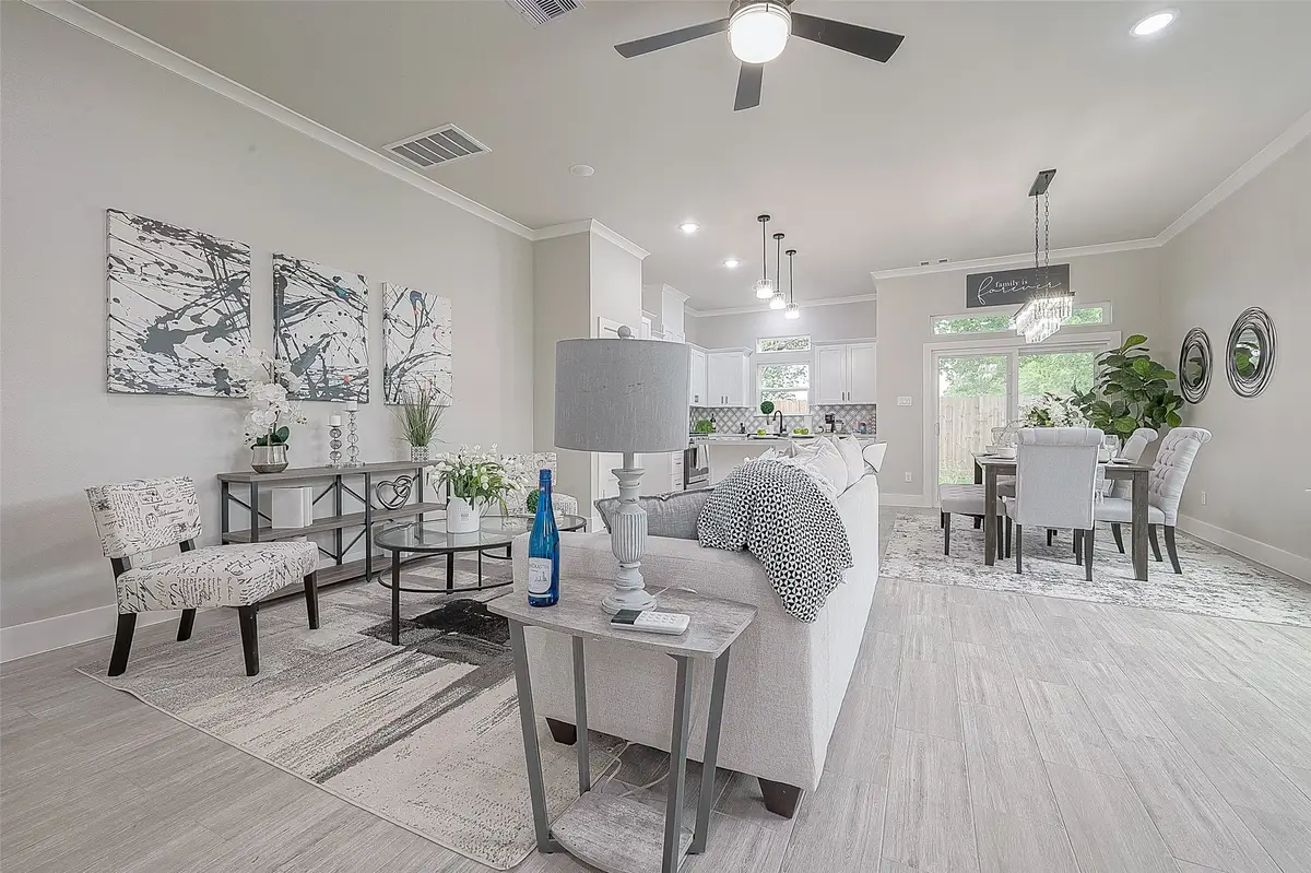 7108 Saint Augustine Street, Houston, TX 77021 - #1