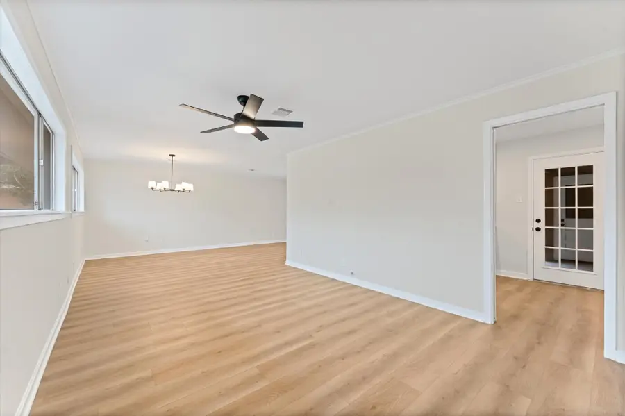 7102 Sharpview Drive, Houston, TX 77074 - #2