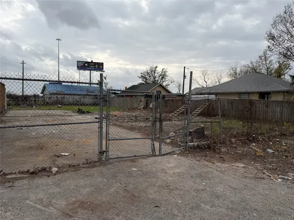 4006 Cedar Hill Lane, Houston, TX 77093