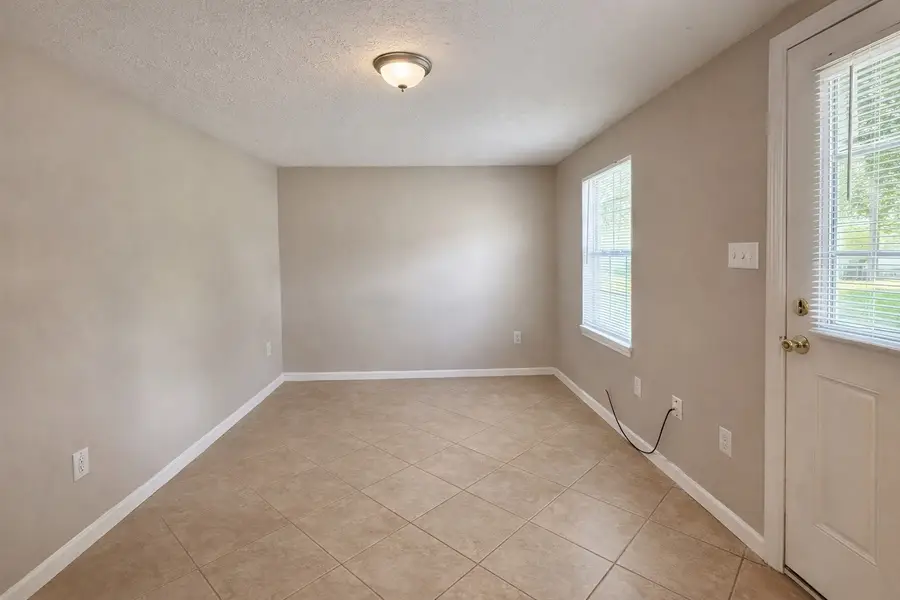 422 W Burleson Street, Wharton, TX 77488 - Image #2