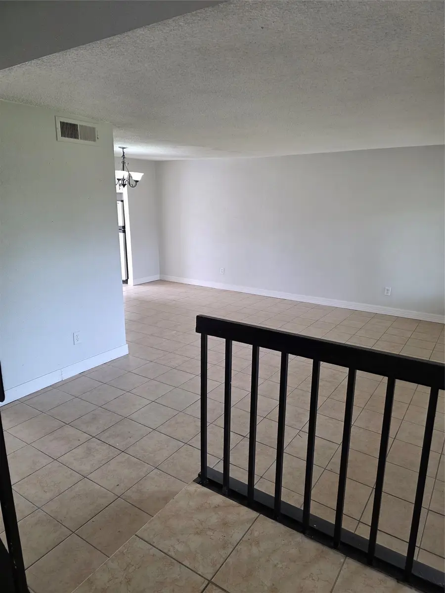 10343 Huntington Place Drive #343, Houston, TX 77099 - #3