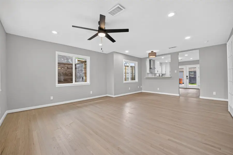419 Fairbanks Street, Houston, TX 77009 - #3