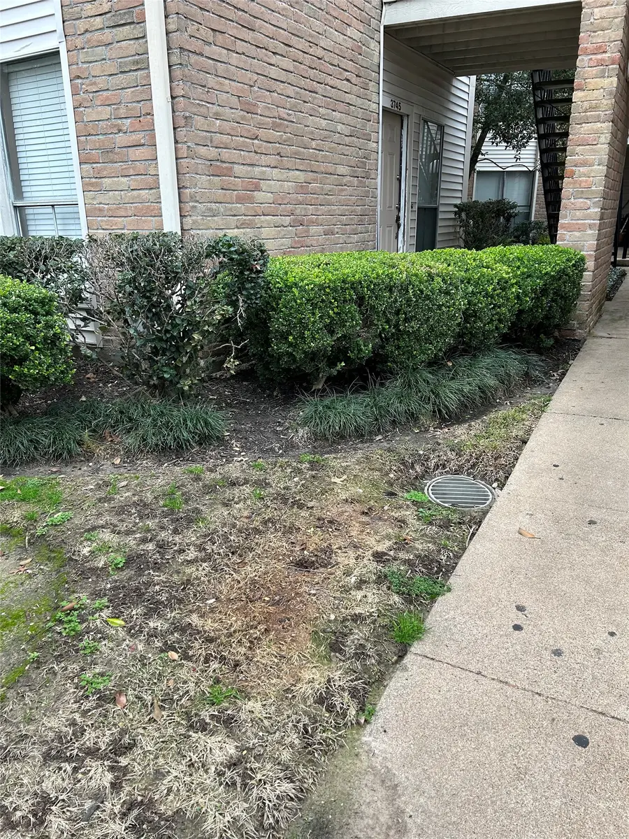 3745 Thistlemont Drive, Houston, TX 77042 - #2