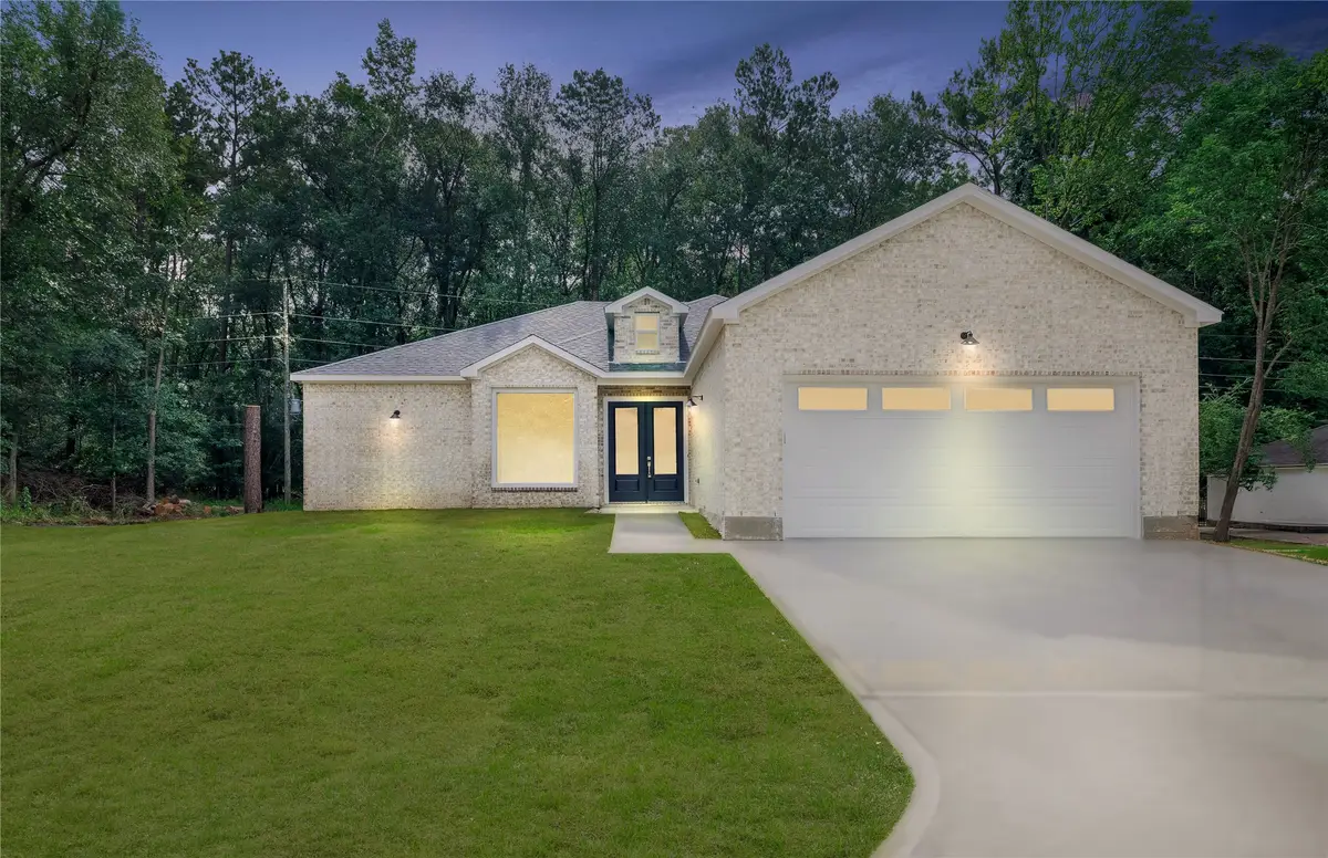1049 Broadmoor Drive, Huntsville, TX 77340 - #1