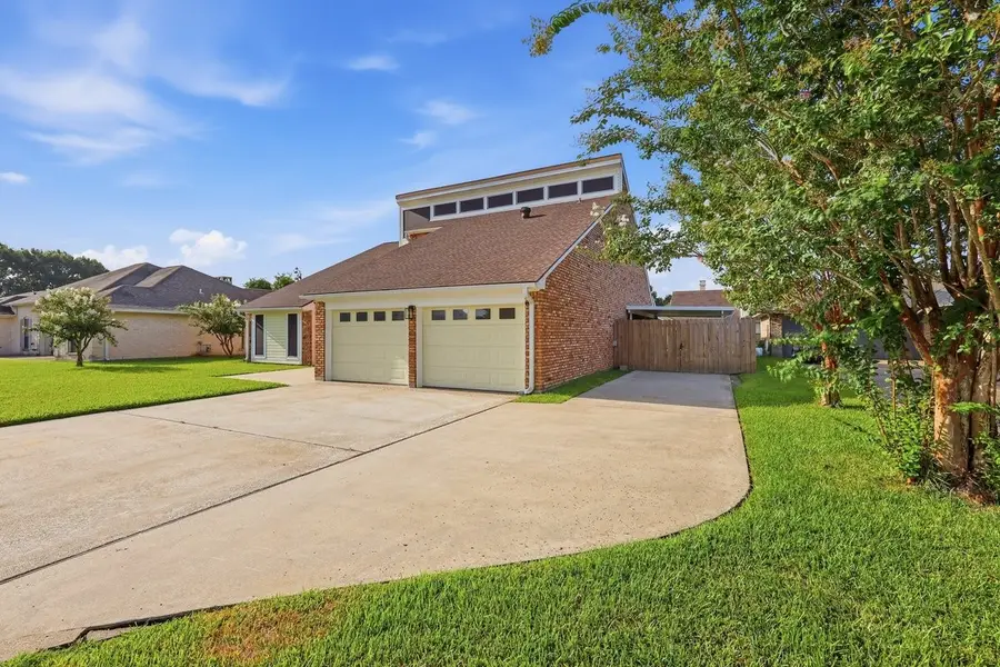 309 Nugent Drive, Port Neches, TX 77651 - #2