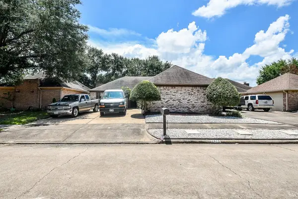 7815 Hummingbird Street, Houston, TX 77071
