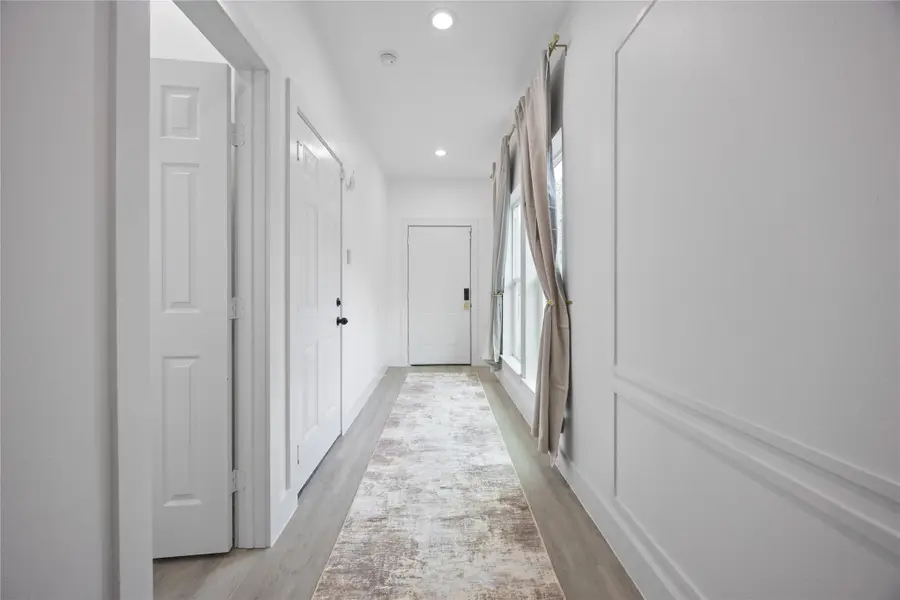 2325 Hampton Drive, Houston, TX 77088 - #2