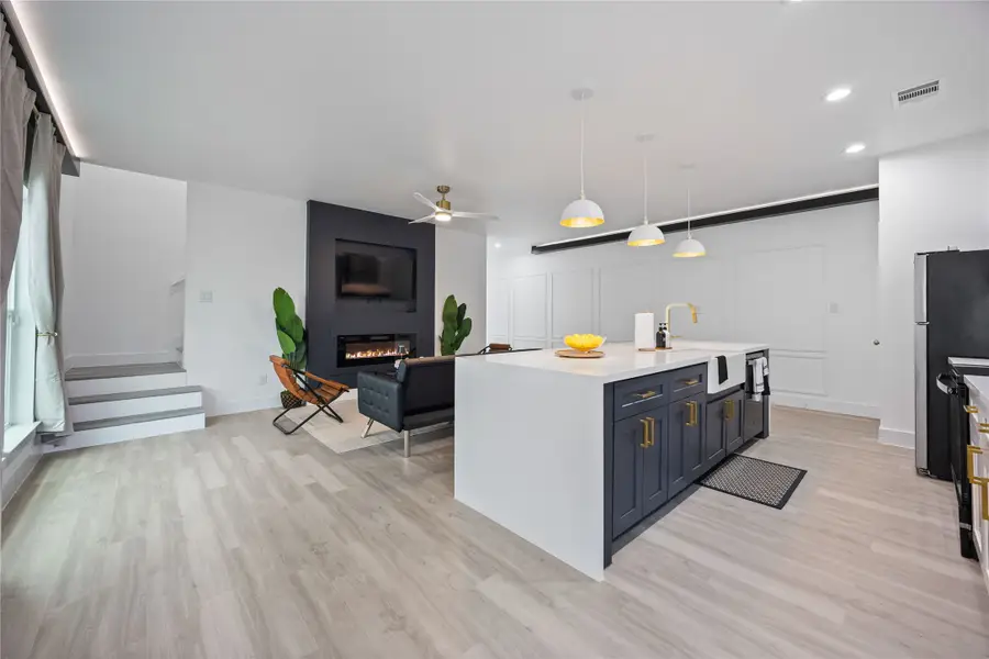 2325 Hampton Drive, Houston, TX 77088 - #3