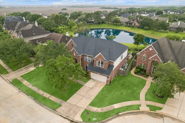 1125 Shady Knoll Lane, League City, TX 77573