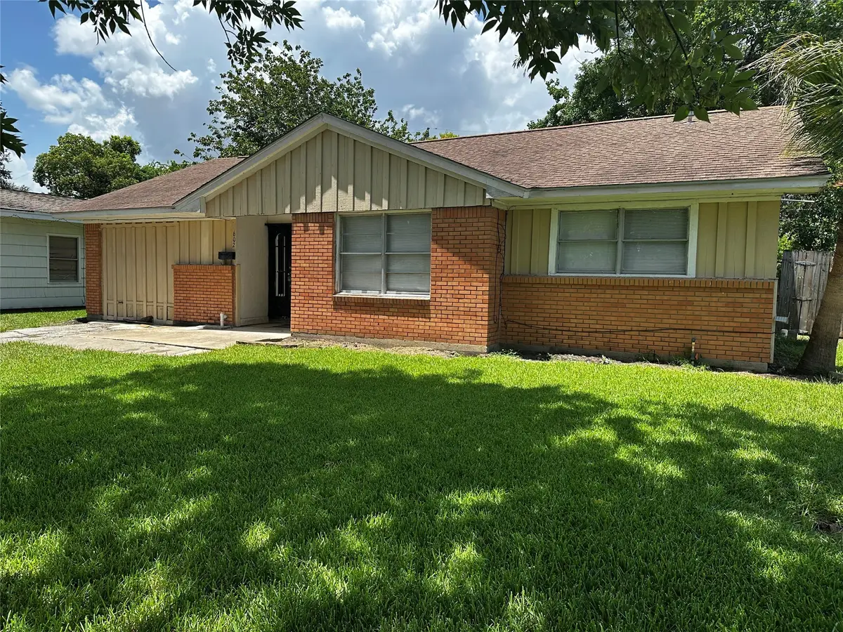 602 Harold Lane, Baytown, TX 77521 - Image #1