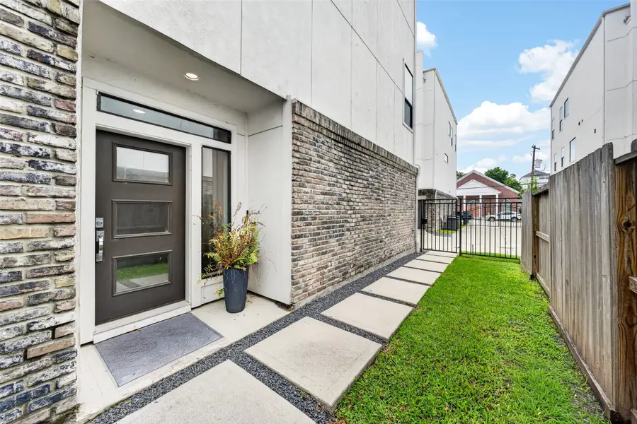5707 Larkin Street #B, Houston, TX 77007 - #3