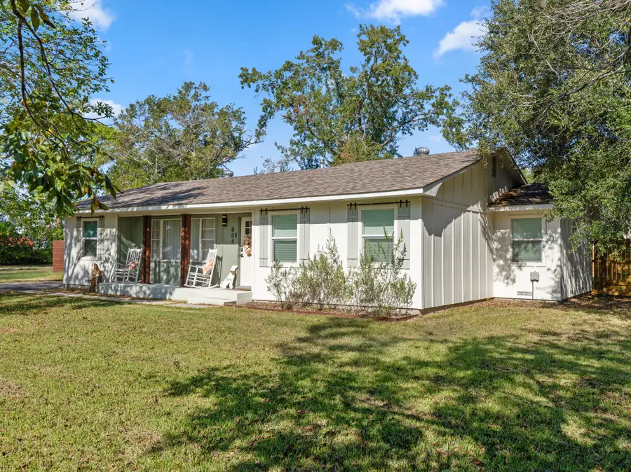 804 Peach Street, El Campo, TX 77437 - Image #3